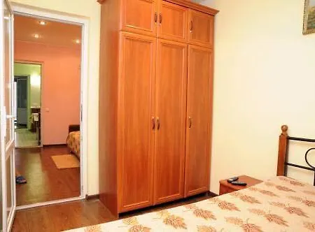 Orlinoe Gnezdo Apartment *