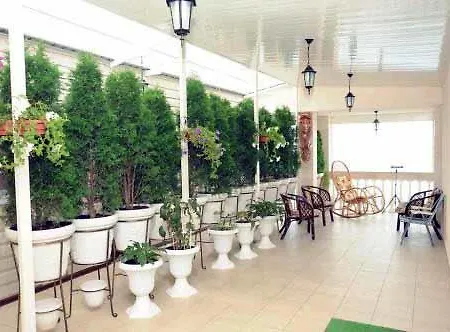 Orlinoe Gnezdo Apartment